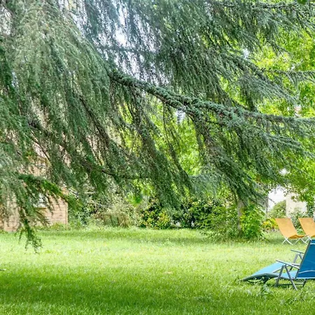 度假居 Le Cedre Du Parc De La Dame *